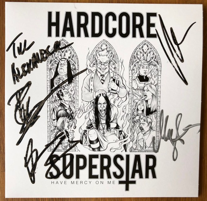 Photo of Hardcore Superstar vinyl single compressed with JPEGmini.